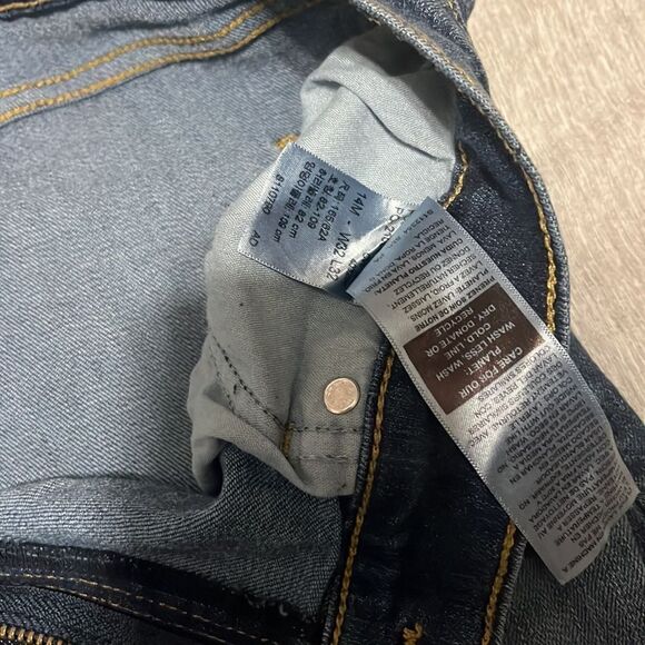 Denizen women’s straight jean - Picture 3 of 3